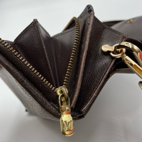 Louis Vuitton Tresor 90s Daimier Ebene Belt Bag - Picture 9 of 12